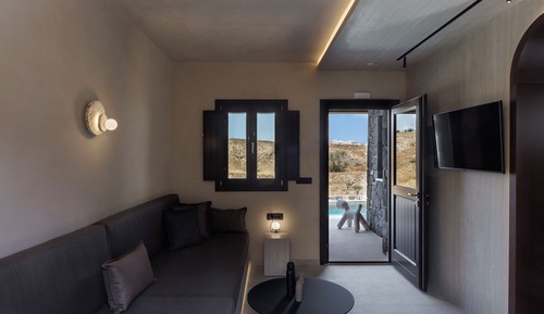 Lifestyle Suite with Private Heated Pool
