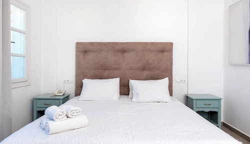 Cycladic Maisonette with sea view