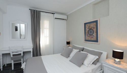 Deluxe Apartment, 2 Bedrooms, Sea View (Loulos)