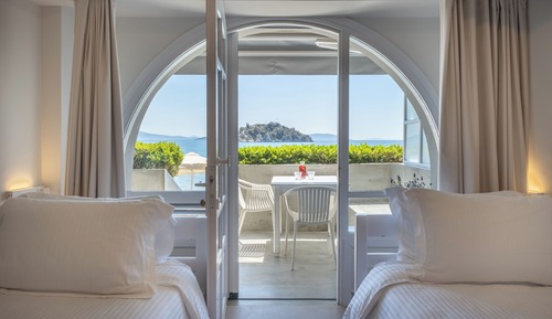 Comfort Triple Room
