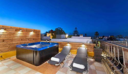 Apartment with Terrace