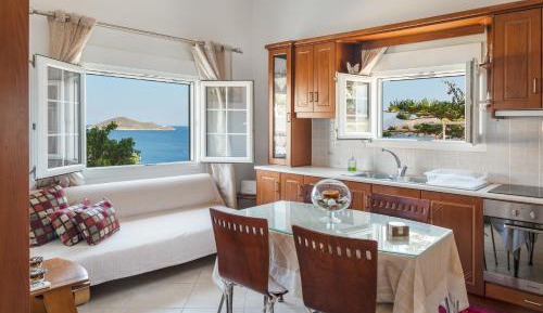 Two-Bedroom Deluxe Apartment with Ocean View