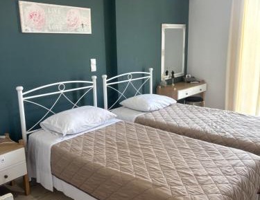 Deluxe Double Room with Balcony and Sea View