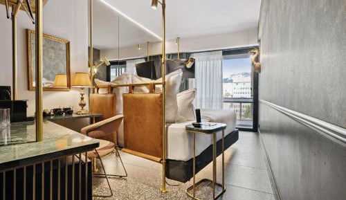 Savvy Room with Balcony & City View