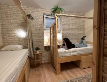 Single Bed in Mixed Dormitory Room