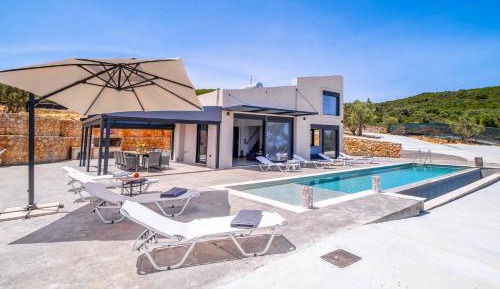 Four-Bedroom Villa