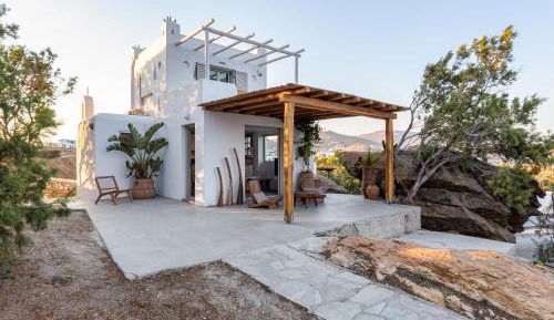 Bungalow with Sea View
