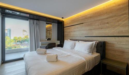 Earthscape Residence