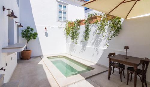 Patio Room