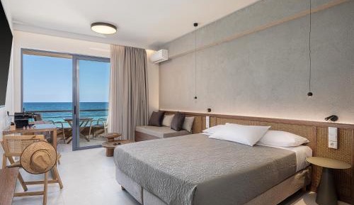 Studio with Sea View- First Floor