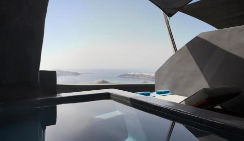 Sunset Two Bedroom Suite with Heated Plunge Pools