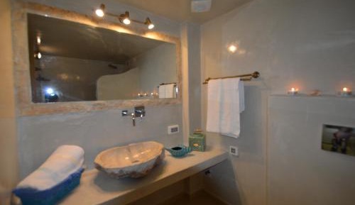 Superior One-Bedroom Suite with Private Pool 