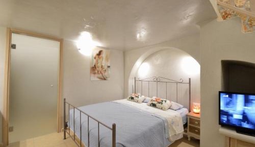 Junior Suite with Small Private Pool 