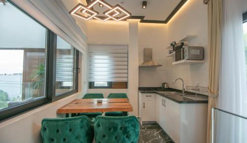 Junior Suite Side Sea View with Outdoor Jetted Tub