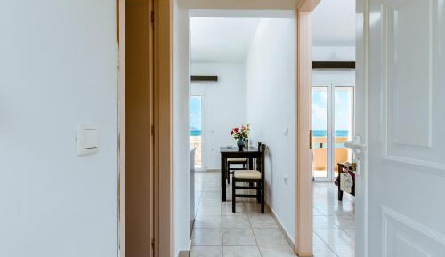 One-Bedroom Apartment with Sea View