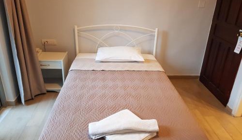 Economy Single Room