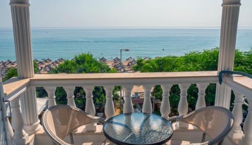 Suite with Sea View