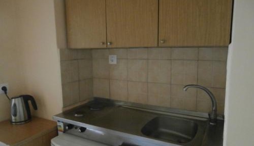 Studio (2 Adults)