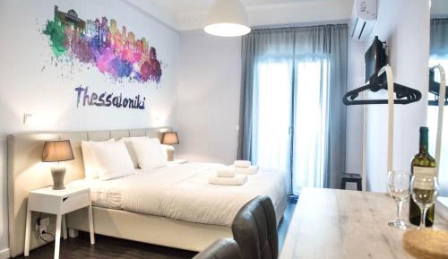 Studio Apartment