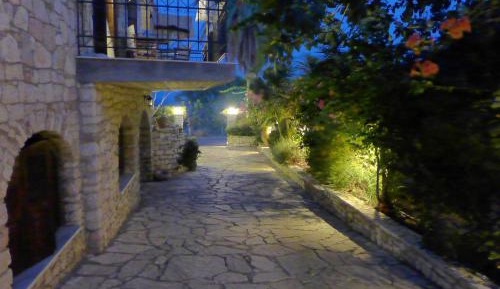 Apartment - Ground Floor (2-4 Adults)