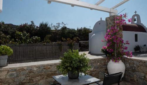 Standard Double Room with Garden View 