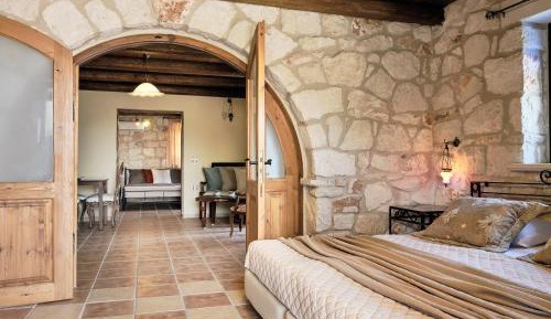 Two-Bedroom Suite with Side Sea View & Private Pool
