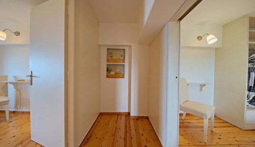 Two-Bedroom Apartment with Sea View (2-4 Adults) - Split Level