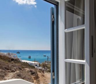 Deluxe Double Room with Balcony and Sea View