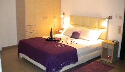 Studio with Sea View (2 Adults)