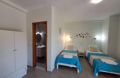 Patitiri House | Anna Pension