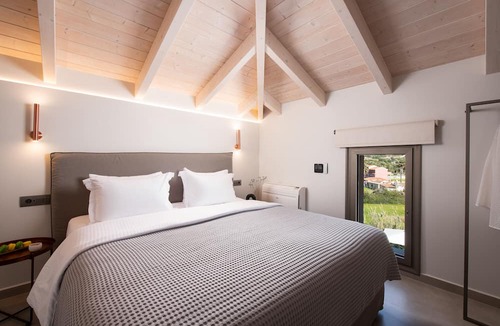 Kateleios House | Reveli Suites