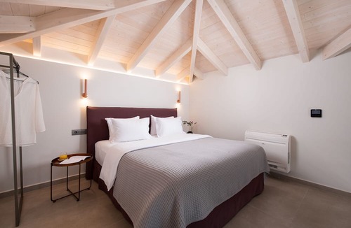 Kateleios House | Reveli Suites