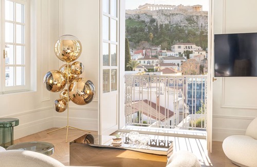 Plaka Hotel | THE DOLLI at Acropolis, A Hotel to Live