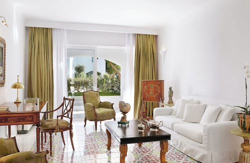 Adelianos Kampos Hotel | Caramel, A Resort to Live