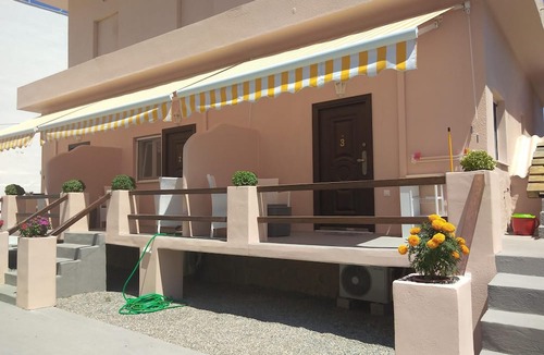 Kini House | Aphrodites Apartments