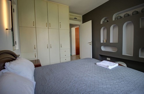 Pyrgos Psilonerou Apartment | 1 Bedroom Apartment on Beach Elias Upper