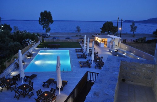 Mavrovouni Hotel | Thirides Beach Resort