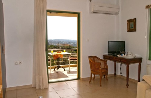 Pitharion Apartment | The Garden of Zephyrus - East