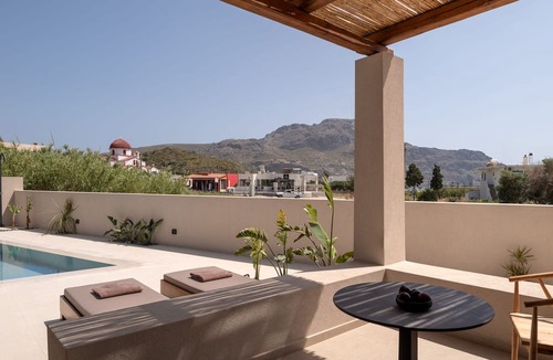 Plakias Hotel | KYMĀNI Boutique Hotel & Suites