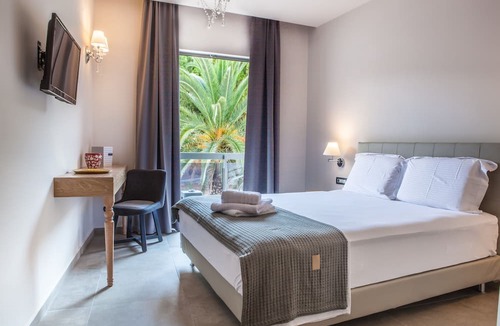 Nafplion City Centre Hotel | Anemos Rooms & Apartments
