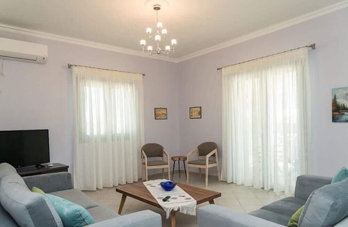 Gaitanion Villa | Villa Kampos