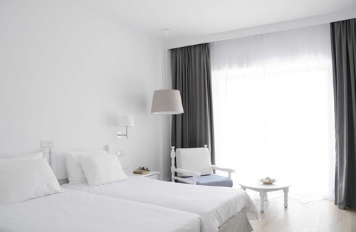 Messini Hotel | Sunrise Village Beach