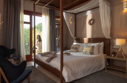 Vourgareli Hotel | Rouista Tzoumerka Resort
