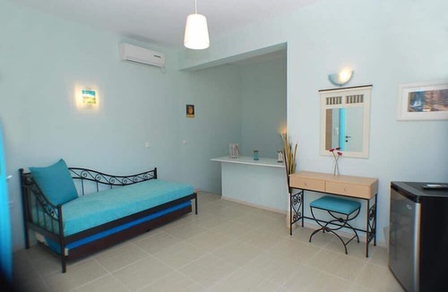 Apollonia House | Kampos Home