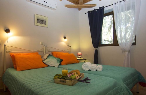 Lefktron House | Mani-leonidashouses