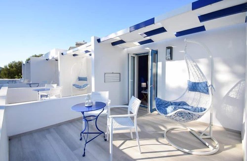 Mirties House | Aphrodite Studios