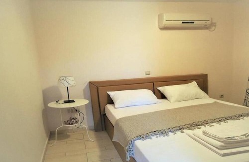 Paralio Astros Villa | Glyfada Villas 2
