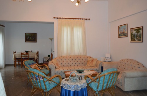 Alikianos House | Villa Flora