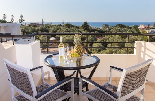 Galatas House | Kanso Rooms