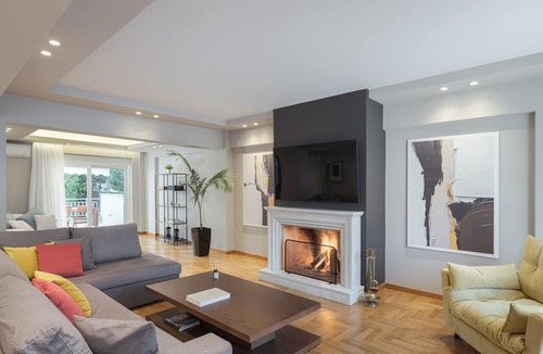 Vari-Voula-Vouliagmeni Villa | Athenian Grand Riviera Villa